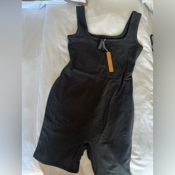 Skims cotton ribbed onesie - Picture 2 of 4